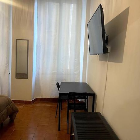 Ridi Che Ti Passa In Vico Lavagna Génova Exterior foto